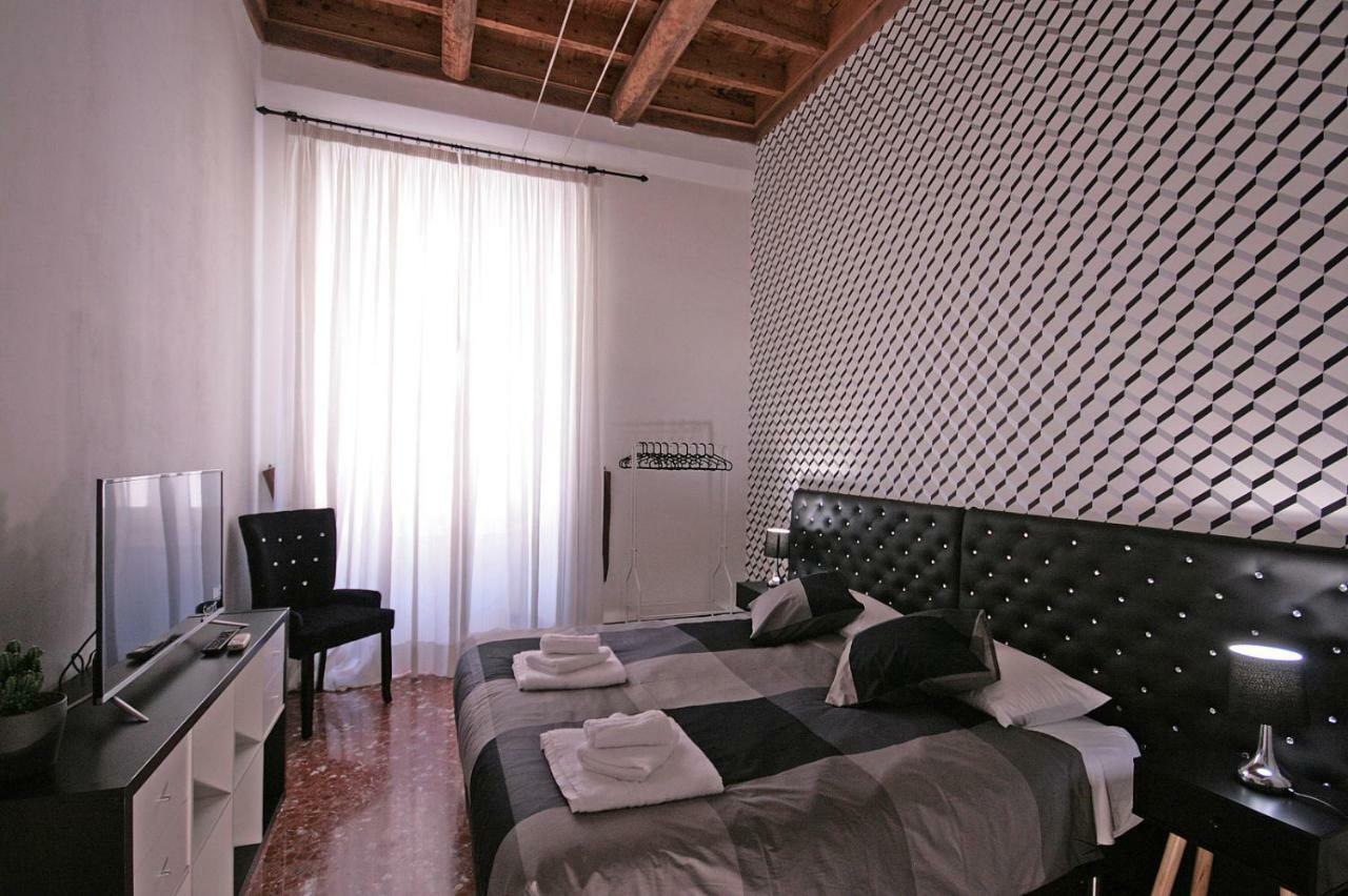 Trastevere 3 Bedrooms Lägenhet